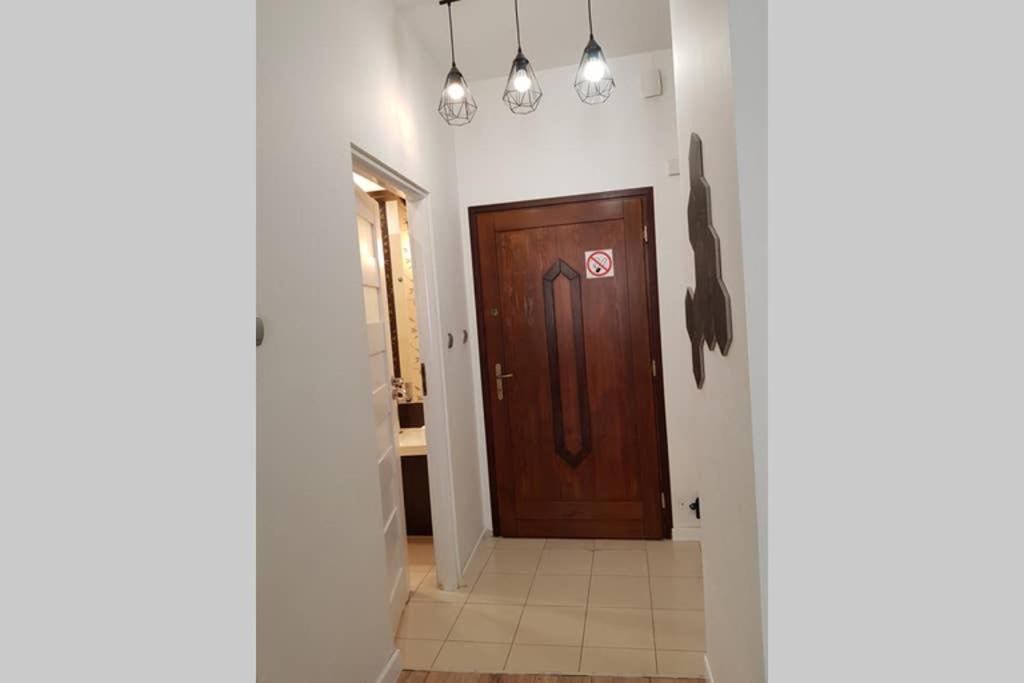 Cozy Modern Studio Green Apartment In Old Town Краков Экстерьер фото